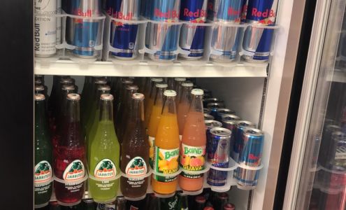 Cactus Plaza De Queen