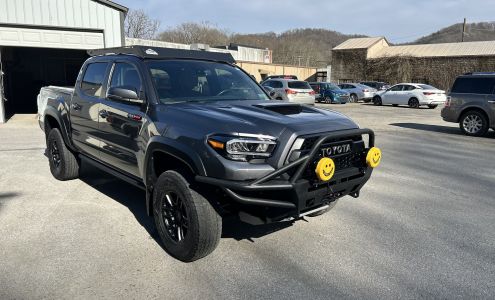 Rowzer's Auto Body & Repair LLC.