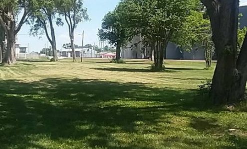 Abrz's lawn and snow service