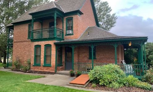 The Haight Home Bed & Breakfast Oakley