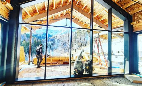 Gallatin Glass Works Inc.