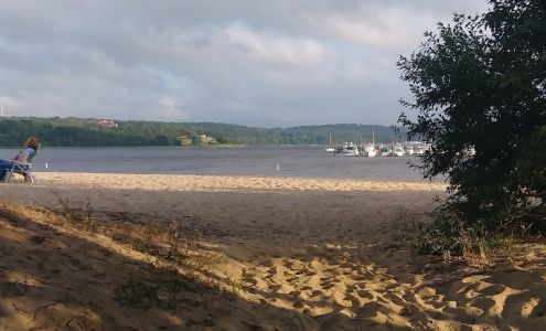 Somerset Marina & Yacht Sales Somerset