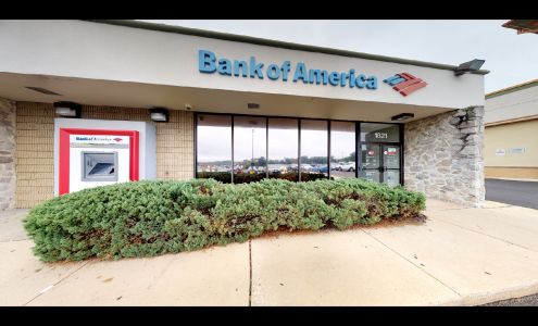 Bank of America (with Drive-thru ATM)