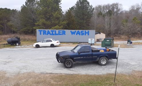 Big Kin'z Tractor-Trailer Washout