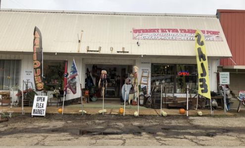 Current River Trading Post Van Buren