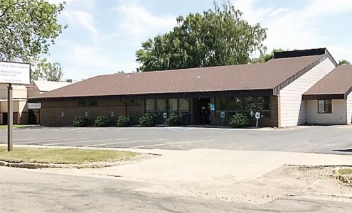 CHI St. Alexius Health Carrington Medical Clinic & Urgent Care 820 5th St N, Carrington North Dakota 58421