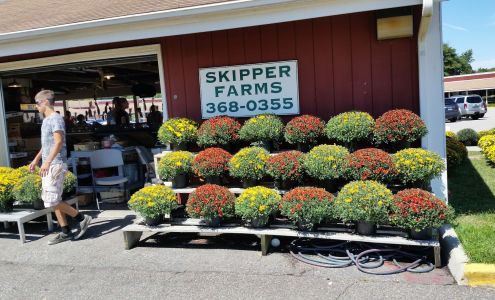 Skipper Farms