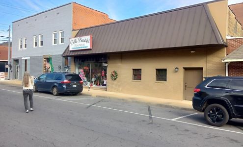 Bells beautiful boutique Scottsboro