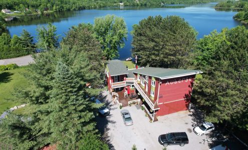 L'auberge de Ferme-Neuve (Auberge de Ferme-Neuve) Ferme-Neuve
