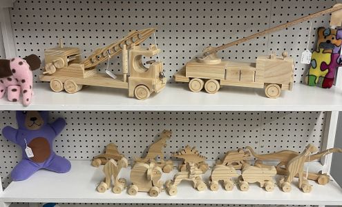 Arts and Crafts Gift Shop