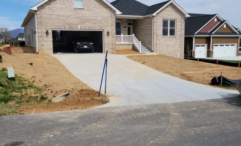 Croy Building & Excavating inc. 313 little bear trl 131 leray circle harrisonburg va 22801, 313 Little Bear Trail, Elkton Virginia 22827