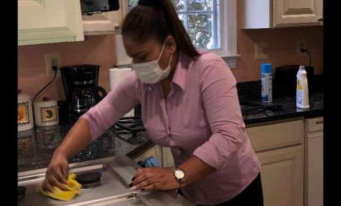 The Cleaning Crew 4241 16th St S, Arlington Virginia 22204