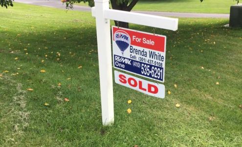 Brenda White, Realtor, Hearth & Home Group of RE/MAX ONE