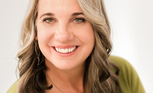 Jennie Dillon, Broker