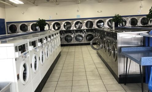 Suds Laundromat