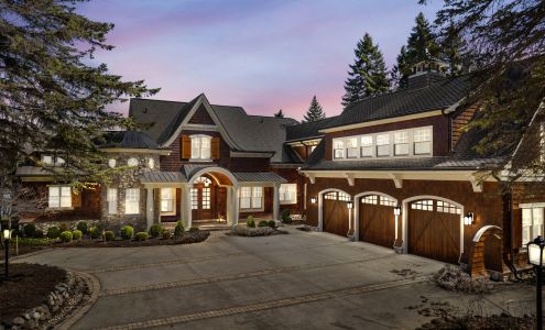 Lakeside Properties Real Estate - Northern Michigan Elk Rapids