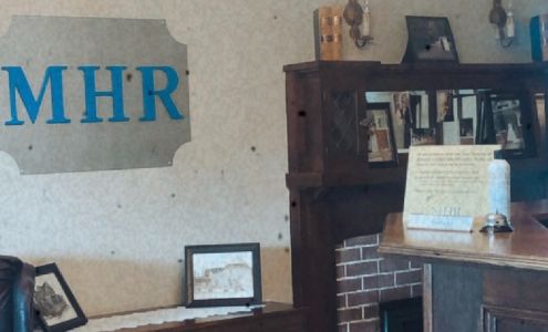 MHR Law LLP 1802 20 St, Didsbury Alberta T4G 1T4