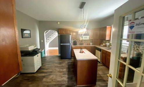 RE/MAX Advantage 1 Aurora