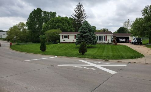 Primavera lawn care & more LLC 951 N 57th Rd, Nebraska City Nebraska 68410