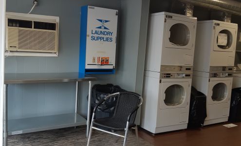 Callander Bay Laundromat Callander