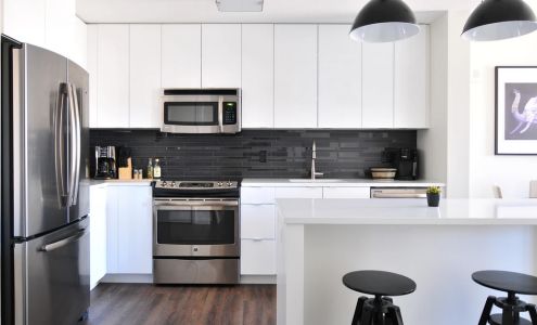 Hygienic clean 1013 Lombard St, Evanston Wyoming 82930