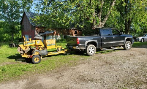 Vincent Stump Grinding 2439 Breezewood Ln, Suamico Wisconsin 54313