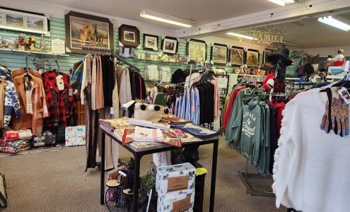 Julie's Boutique Coldwater