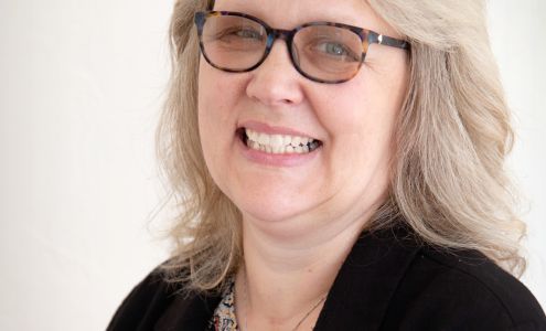 Shelley Jacobson, COLDWELL BANKER REALTY