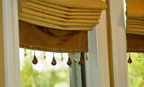 Designer Decor 4201 Waltham Rd, Roscoe Illinois 61073