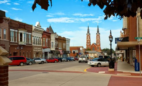 American Realty Dyersville