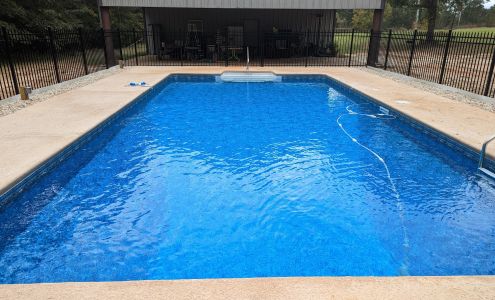 Mid-State Pools & Spas Inc 132 E Church St suite a, Sandersville Georgia 31082