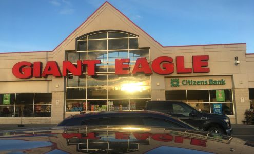 Giant Eagle Supermarket