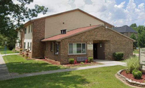 Maury Village Apartments