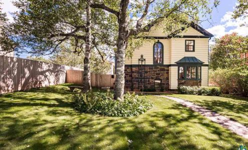 Nicki Conrad~ Realtor