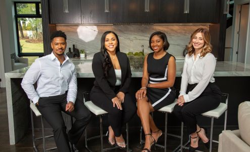 Janine Real Estate & Associates | Janine Reedy