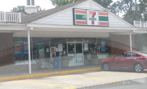7-Eleven Delanco