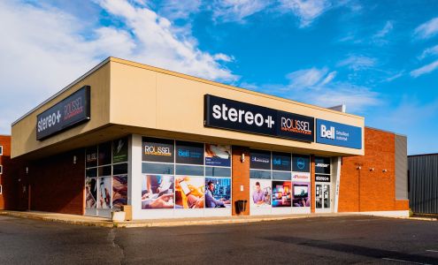 Stereo Plus Saguenay & Roussel Informatique Chicoutimi