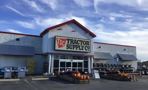 Tractor Supply DuBois