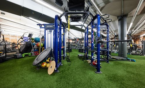 Maxi Club Belvédère Sherbrooke