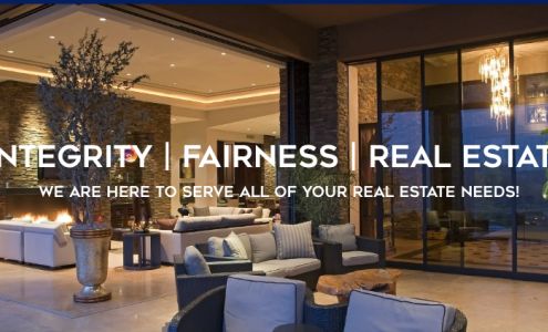 Coldwell Banker Town & Country Michigan Real Estate Agent Annette Hibbler - Livingston & Oakland County, MI