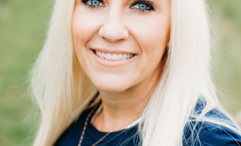 Kimberly Altenritter - Realtor at RE/MAX Select