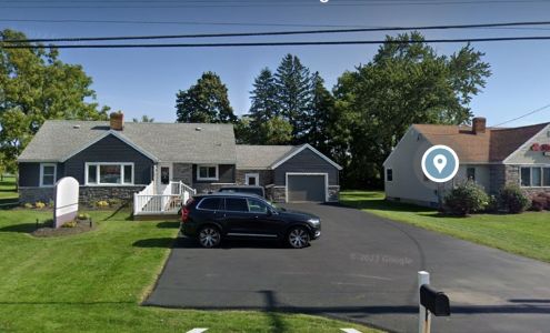 Jessica Best, Licensed Real Estate Salesperson, Berkshire Hathaway HomeServices Zambito REALTORS Batavia