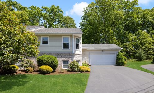 Liz Lynch Carrison, RI Real Estate Services & NE Real Estate Services