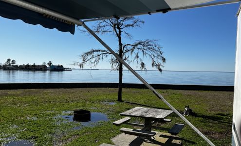 US Navy Recreation Center Moncks Corner