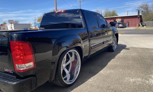 Smith & Son's Mobile Detailing / Shop