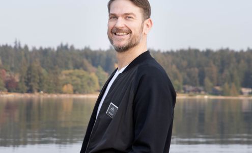 Lee Busby-Real Estate Broker