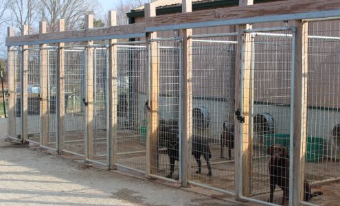 Southern Indiana Holiday Kennels, LLC 13855 Corydon Ramsey Rd NW, Palmyra Indiana 47164