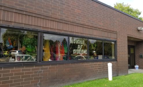 House of Queens Brooklyn Center