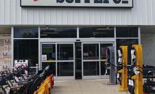 Tractor Supply Everett