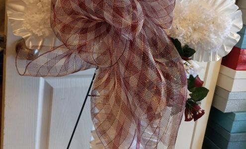 Sarah's Floral Designs And Floral Shop Greenwood